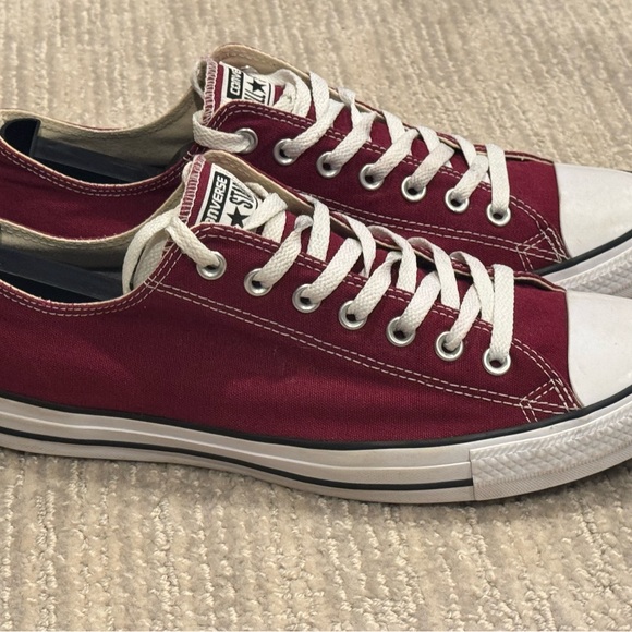 Converse All Star Chuck Taylor Men's Burgundy Sneakers - Picture 2 of 6